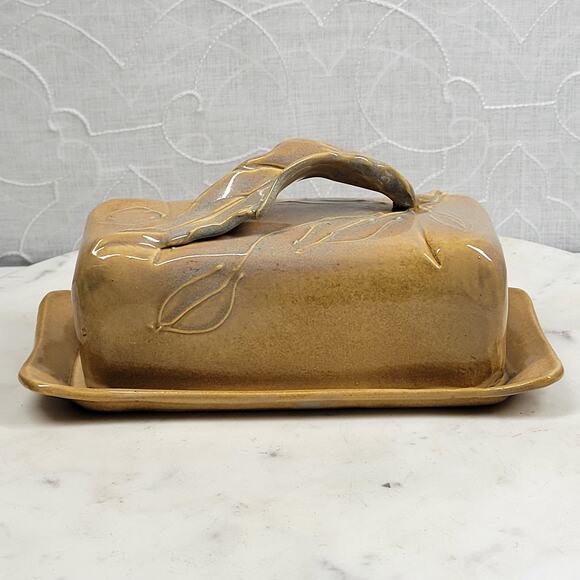 Handmade Pottery Butter Dish with Lid Leaf Handle Studio Stoneware Brown Glaze - Picture 8 of 16